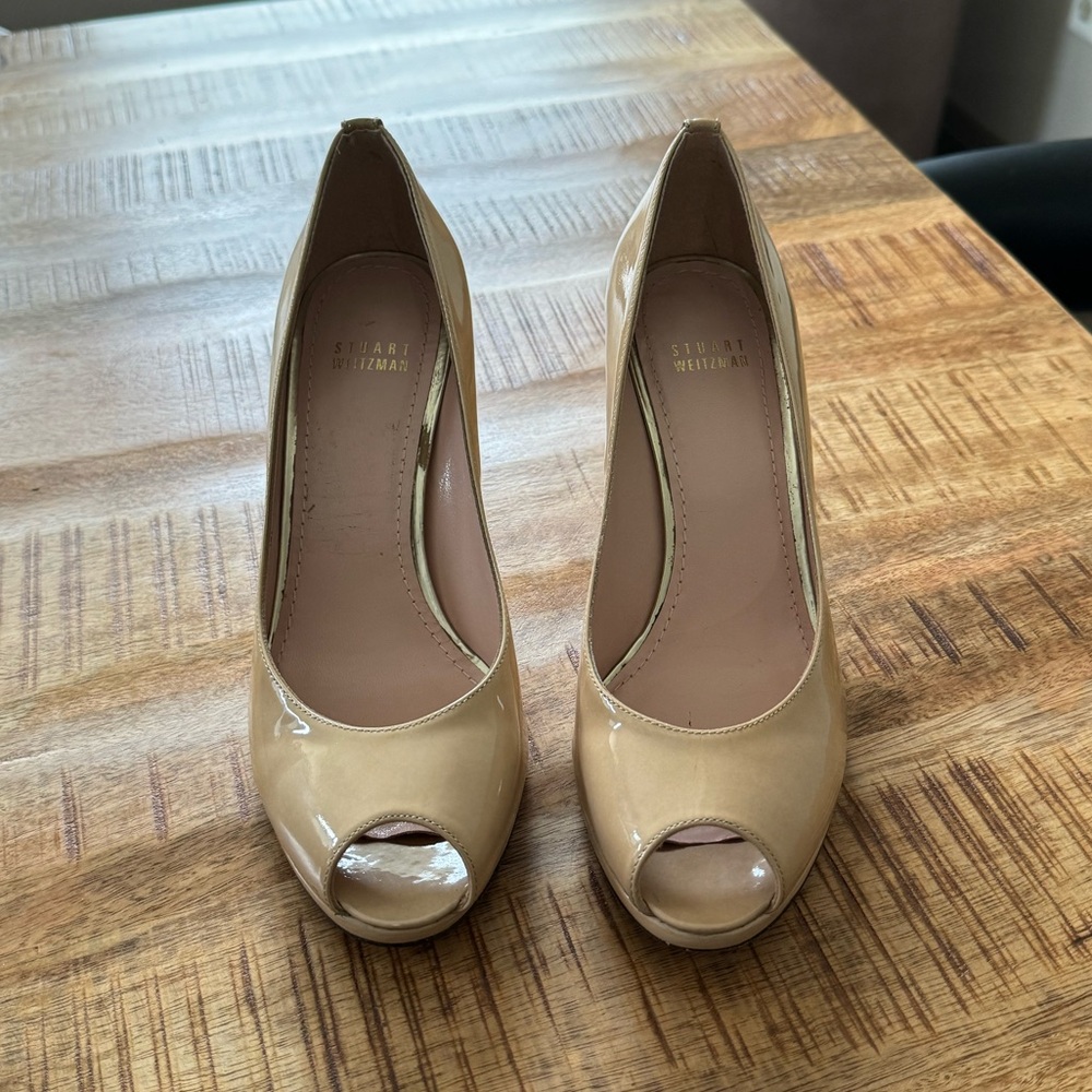 Stuart Weitzman Open Toe Patent Leather Nude Heel SOLD